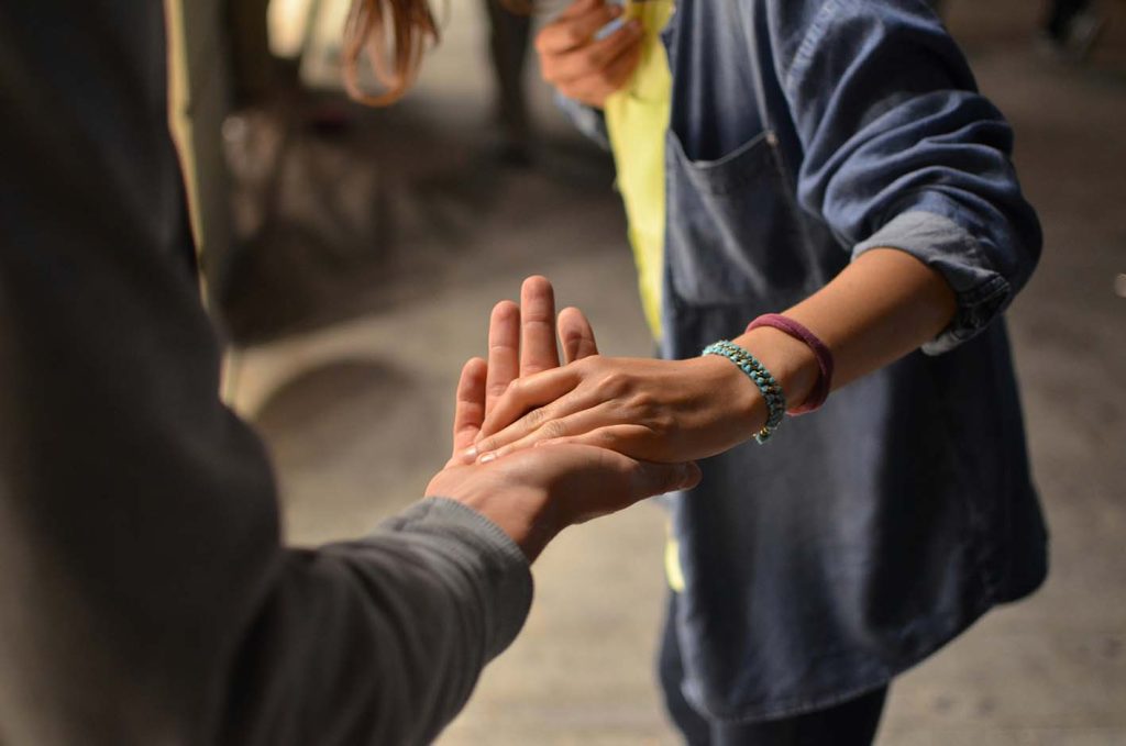 Supporto mano nella mano